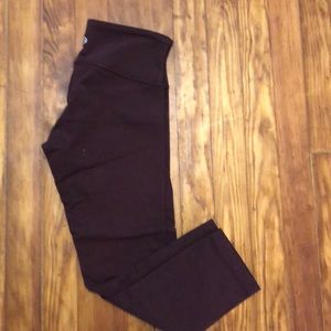 Lululemon crops - maroon